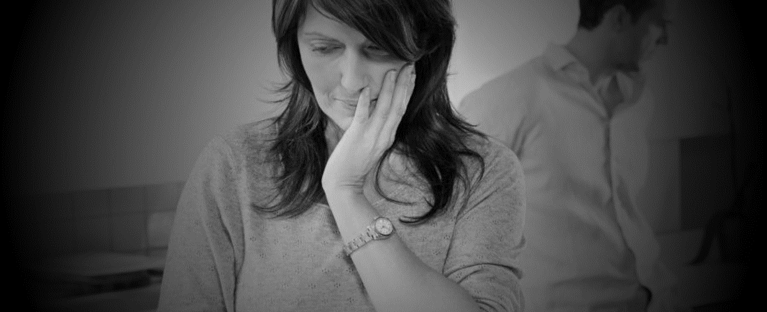 Interligação Emocional e o Efeito Dominó Negativo